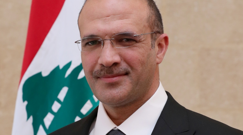خدمات طبية مقابل النفط.. وزير الصحة يتحدّث عن إتفاقية جديدة مع بغداد