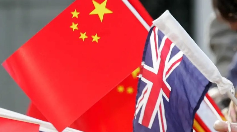 بريطانيا تطرد ثلاثة جواسيس صينيين يعملون كصحافيين