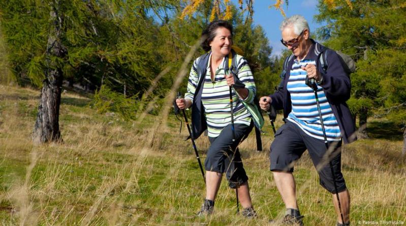 كم نحتاج ان نمشي لتجنّب فقدان الحركة في الشيخوخة؟