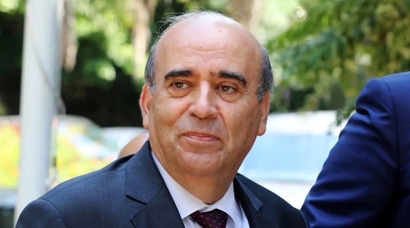 يخرج عن صمته وزير الخارجية اللبناني ويقرّ بالمشاكل داخل وزارته