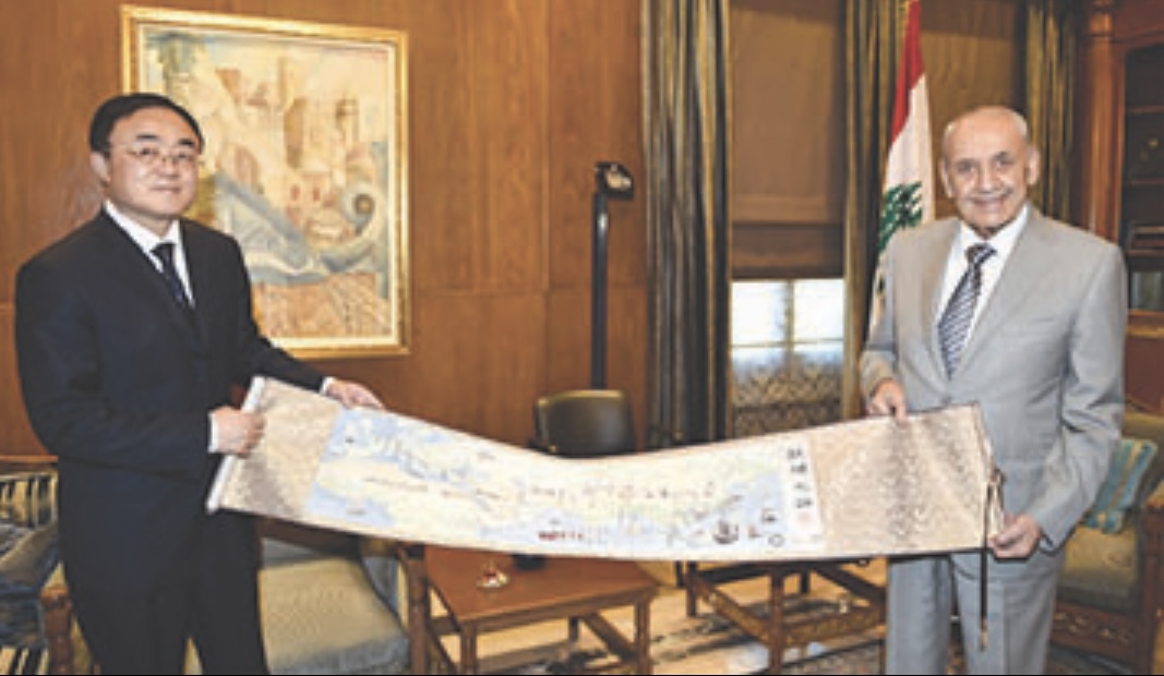 بري التقى مسؤولاً صينياً حمّله دعوة لنظيره لزيارة لبنان