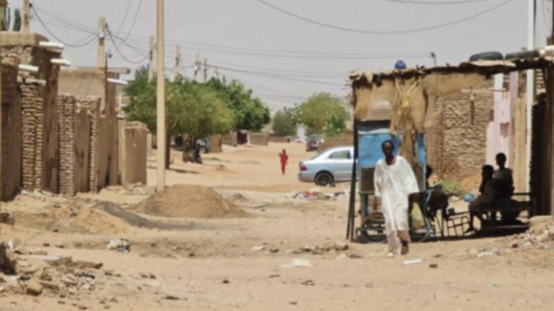 لليوم الثالث على التوالي.. معارك ضارية في أم درمان والجيش السوداني يدعو للتطوّع