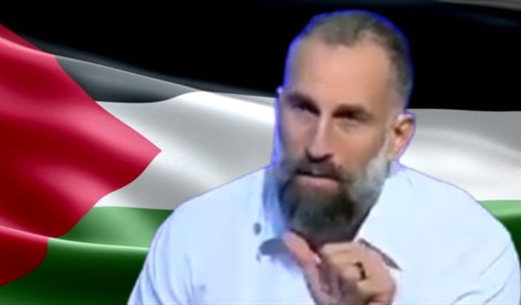 فادي الخطيب يقصف جبهة المشاهير بعنف.. انصروا أطفال وشهداء فلسطين..