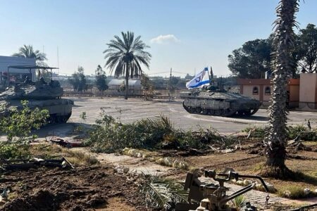 مصدران أمنيان: مصر ترفض مقترحاً إسرائيلياً بشأن معبر رفح