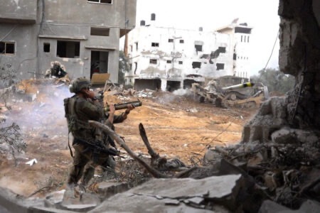 مقتل 4 جنود من كتيبة “ناحال” و”القسام” تفجر دبابات الاحتلال في رفح والزيتون