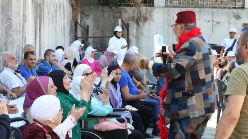 شباب العزم نظم يوما تفاعليّا في مركز الخدمات الإجتماعيّة