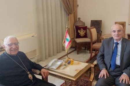 العبسي استقبل وزير الدفاع وعبد الله وزوّاراً