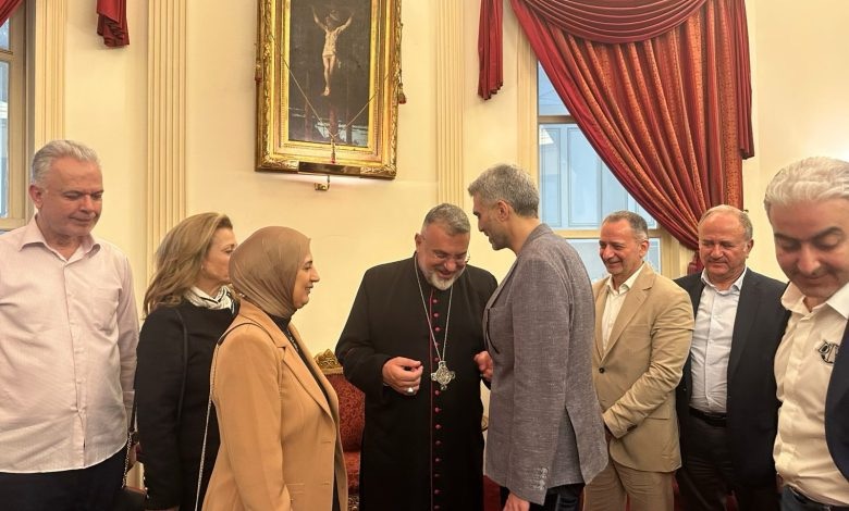 “رؤية طرابلس” تواصل جولاتها الانتخابية وتزور المطران سويف: لإعادة بناء المدينة على أسس متينة