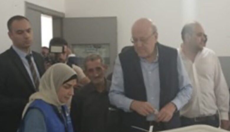 الرئيس ميقاتي اقترع في طرابلس: اخترت الكفاءات التي يمكن أن تشكّل مجلس بلدي متجانس