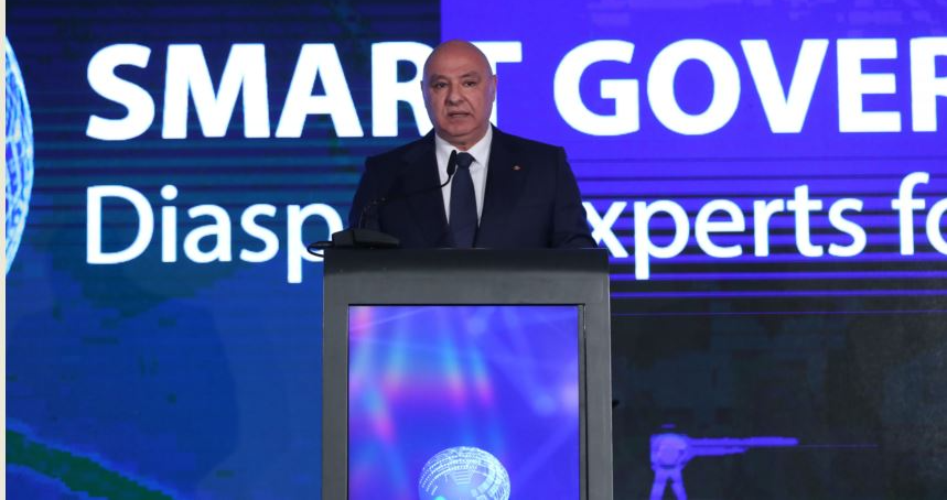 الرئيس عون في مؤتمر “الحكومة الذكية”: المشكلة في لبنان تكمن في ان التحول الرقمي متعثر ومعرقل حتى تظل بعض الإدارات معطلة لا تفتح أبوابها لخدمة المواطن إلا في حالتين إما الرشوة واما الوساطة
