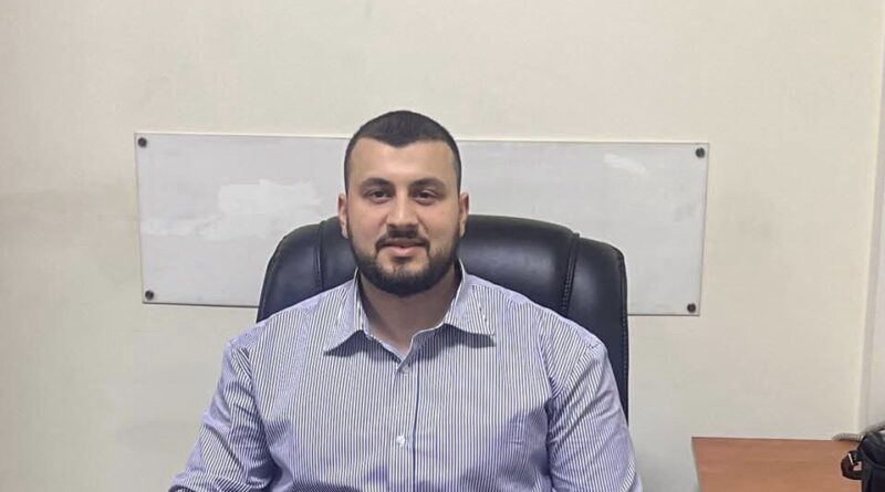 رياض: تعزيز لدور البلدية واحترام لموقع الموظف