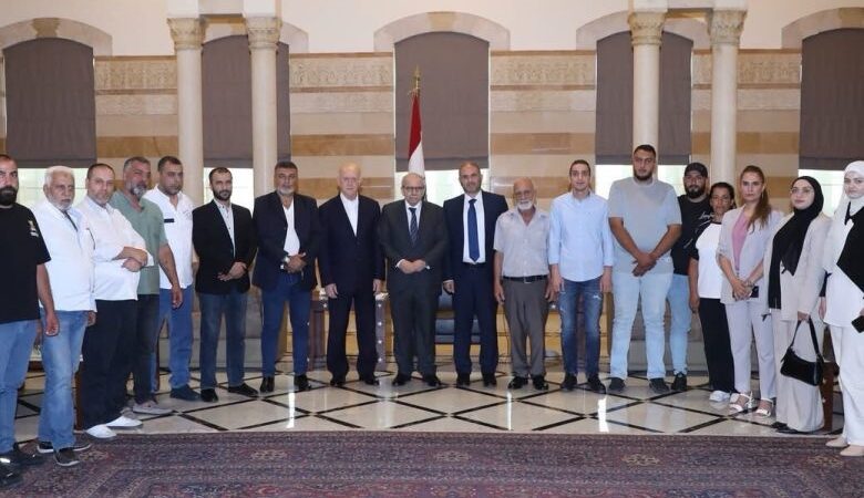 إستقبل الرئيس ‎نواف سلام اللواء أشرف ريفي على رأس وفدٍ من عائلات ضحايا زوارق الموت في الشمال.
