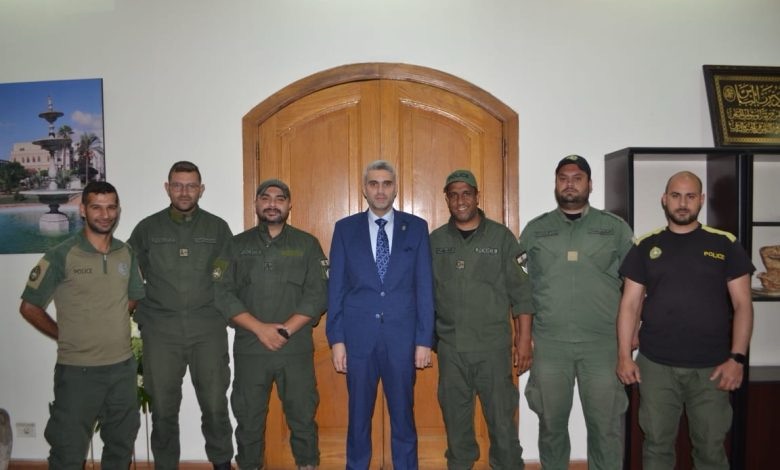كريمة خلال استقباله عناصر الشرطة: تركيب كاميرات وتشديد الرقابة لمنع رمي النفايات وبقايا الخضار والردميات في نهر ابو علي