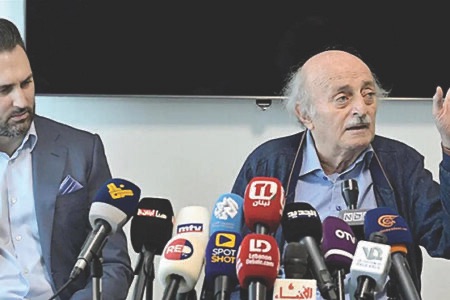 جنبلاط: السلاح يجب أن يكون بيد الدولة وحدها