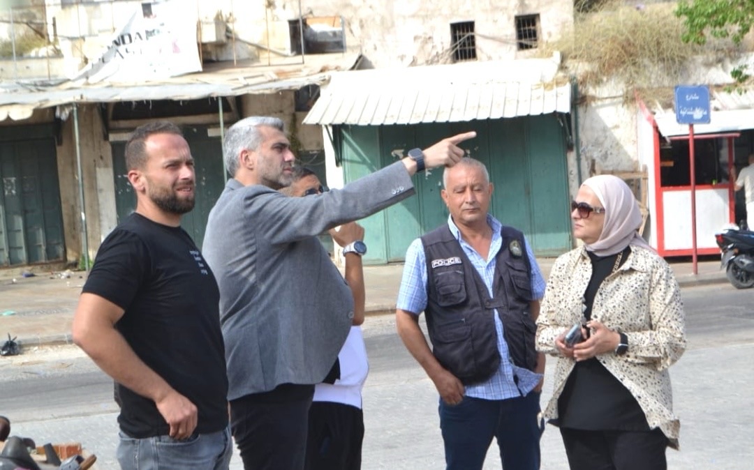 جولة صباحية لرئيس بلدية طرابلس في السوق الشعبي والأسواق القديمة