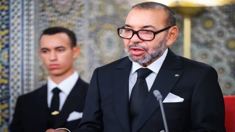 الخطاب الملكي الأخير تحت المجهر ، سر تغيير لغة الخطاب ، اهم الرسائل التي حملها ، وكيف تفاعل معه الداخل والخارج …