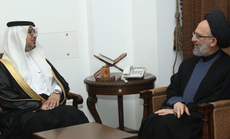 العلامة فضل الله استقبل بخاري والعريضي ووفدا باسم الحريري وشخصيات معزية بوالدته