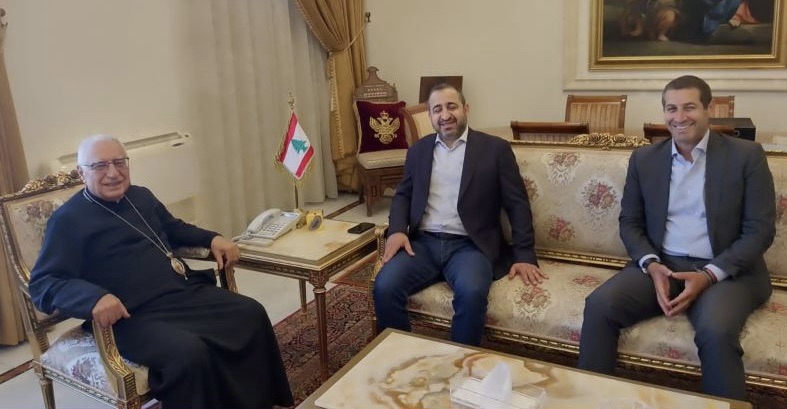العبسي عرض الاوضاع العامة مع نواب وشخصيات
