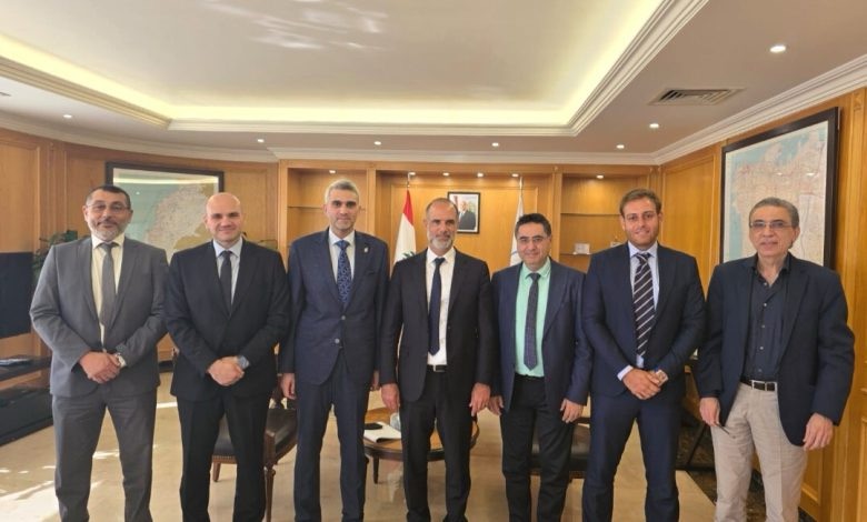 عودة أعمال التزفيت إلى طرابلس بعد سنوات من الغياب: انطلاق الأشغال من منطقة التل