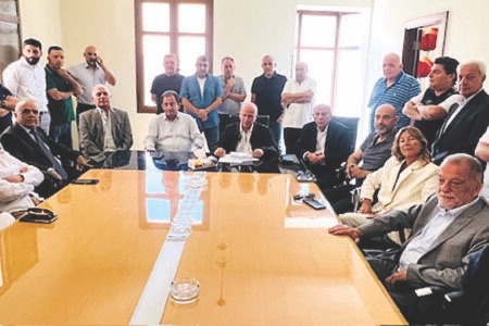 جبران افتتج مشروع تمديد خطوط ضخ وتوزيع المياه في قرطبا