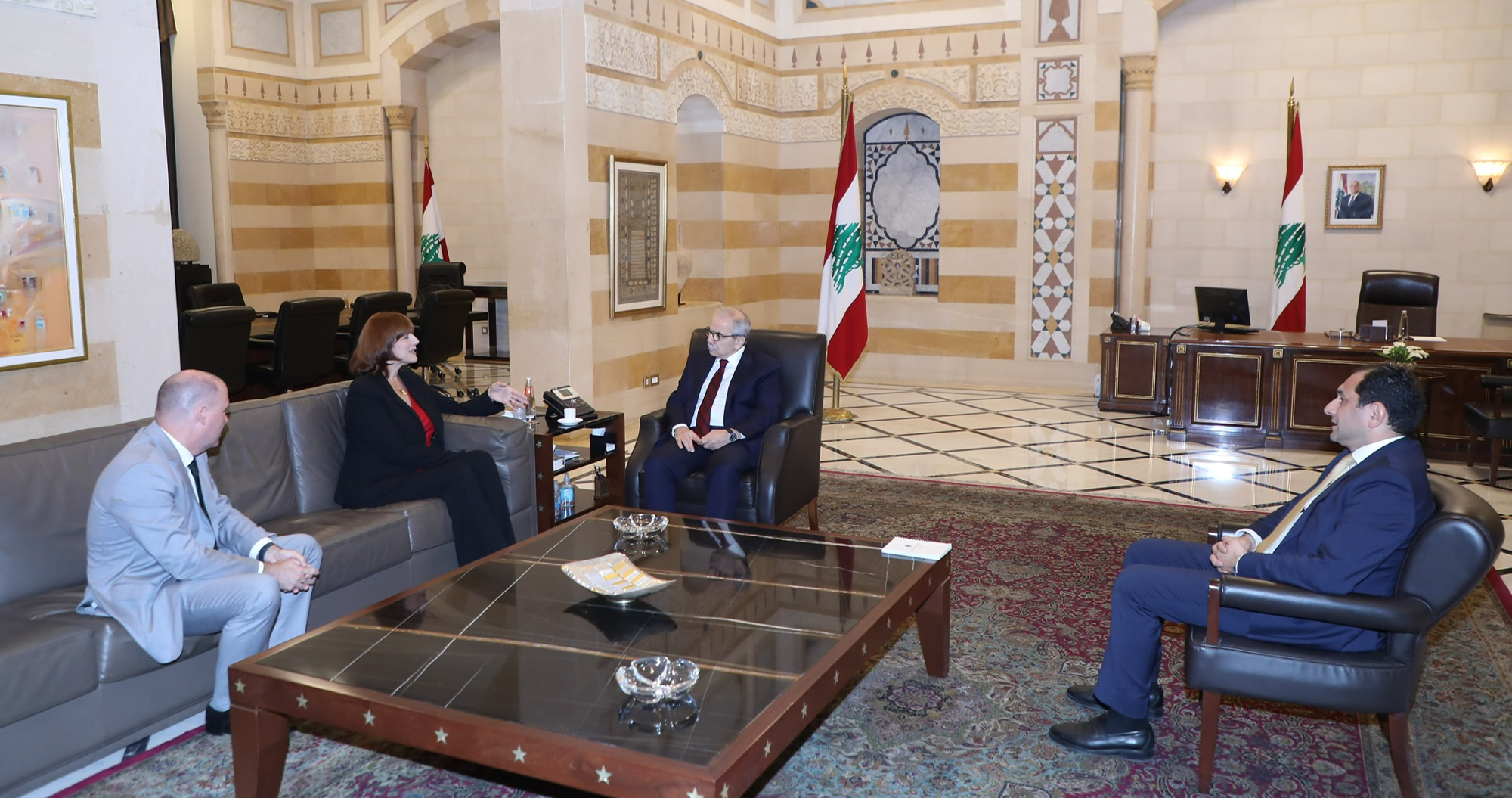 سلام استقبل سفيري كندا وبلجيكا وبحث مع علامة وصادق في أوضاع مستشفى الحريري وهيئة سلامة الغذاء والتقى وفد الصليب الأحمر