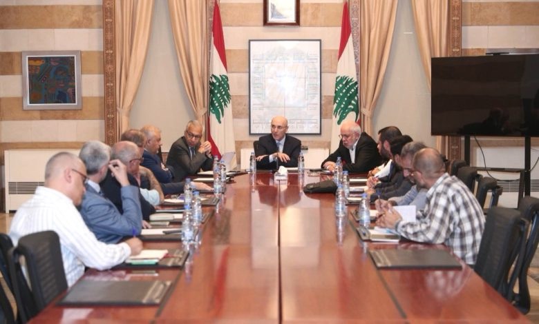رئيس بلدية طرابلس الدكتور عبد الحميد كريمة يشارك في اجتماع تنظيمي لعمل المولدات الكهربائية في وزارة الداخلية