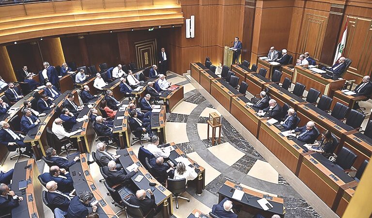 المجلس رفع الحصانة عن بوشكيان وأحال وزراء الاتصالات على لجنة تحقيق