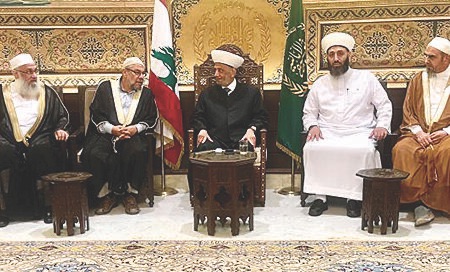 «هيئة العلماء المسلمين» في دار الفتوى مثمّنة مواقف دريان وطنياً وإسلامياً