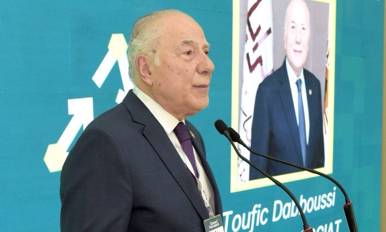 دبوسي: التحول الى الإقتصاد الأخضر لم يعد خياراً …بل ضرورة وطنية أممية