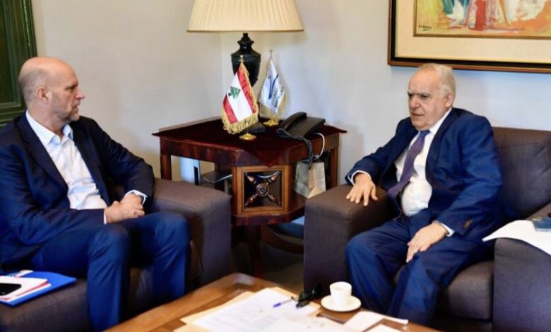 وزير الثقافة غسان سلامة بحث مع ممثل مفوضية اللاجئين أوضاع النازحين والتعاون لتأمين عودتهم