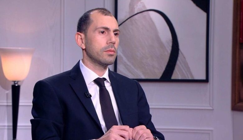 أحمد الخير ينوه بـ”القرار التاريخي”:يرسم الحد الفاصل بين الدولة واللادولة