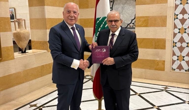 استقبل رئيس مجلس الوزراء الدكتور نواف سلام في السرايا الحكومية، رئيس غرفة التجارة والصناعة والزراعة في طرابلس والشمال السيد توفيق دبوسي.