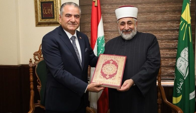 المجلس الإسلامي العلوي يكرّم السفير الدكتور محمد حسن