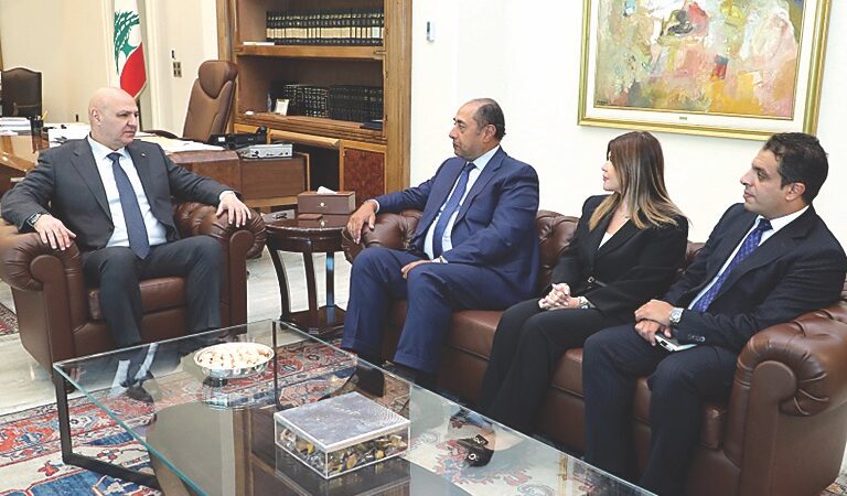 خطوة أولى لتسلم السلاح الفلسطيني والجامعة العربية تدعم الدولة