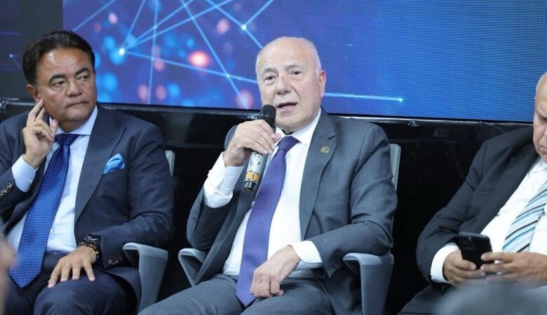 دبوسي في المنتدى العربي السنوي الأول للذكاء الاصطناعي:
