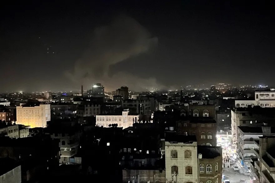 غارات إسرائيلية على اليمن وتقارير عن استهداف قادة حوثيين