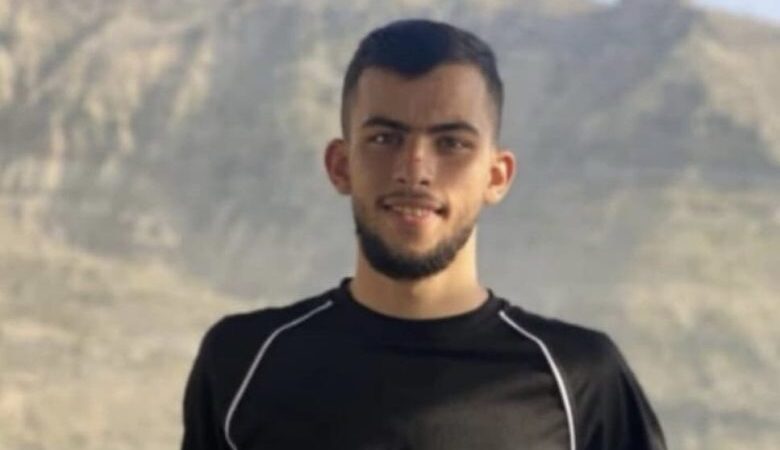 مبارك للطالب احمد محمد سيف نجاحه في البكالوريا الفنية اختصاص الرسم المعماري