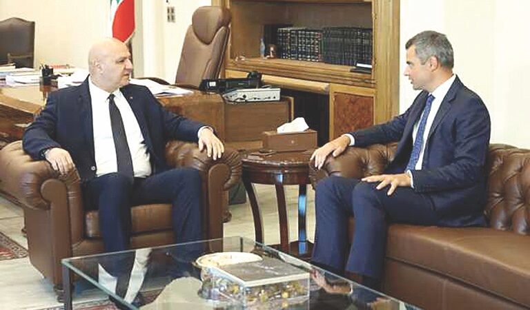 كنعان من بعبدا: ودائع الناس حقوق .. وفرنجية: خطة الجيش تركت ارتياحاً
