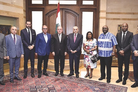 بري إستقبل مستشارة رئيس الغابون ناقلة رسالة من نغيما