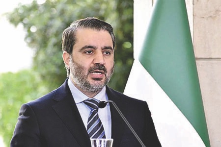الشرع يلمّح لاتفاق قريب مع إسرائيل ولقاء يجمع الشيباني وديرمر
