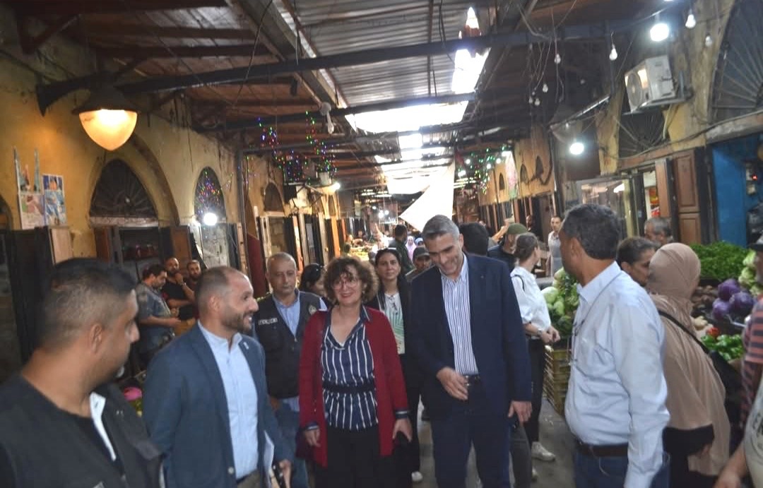 رئيس بلدية طرابلس جال برفقة وفد من برنامج الأمم المتحدة الإنمائي UNDP في أسواق المدينة القديمة