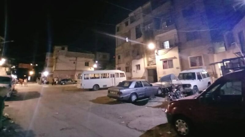 إضاءة منطقة المنكوبين.. جمعة مارش بالتعاون مع بلدية طرابلس