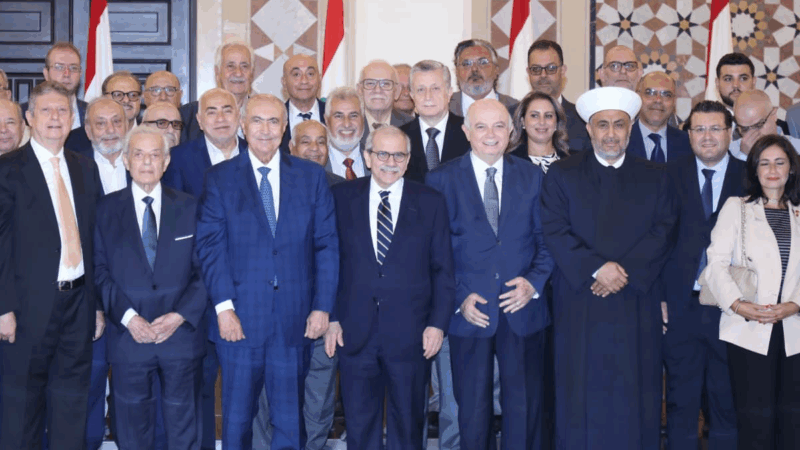 لقاءات نيابية وروحية وديبلوماسية في السرايا مخزومي على رأس وفد ” منتدى حوار بيروت” : ندعم حصر السلاح بيد الدولة وتطبيق القرار 1701بدر: لإرساء توافق بين السلطات وإقرار قانون انتخاب يُرضي الجميع