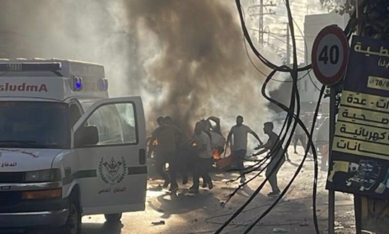 غارتان اسرائيليتان تستهدفان “رانج روفر” في كفرا الجنوبية.. واصابات 