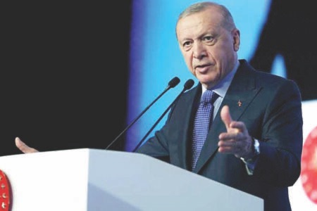 أردوغان: نعارض تقسيم سوريا