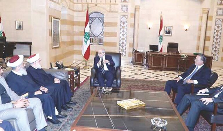 سلام: لاقتراع غير المقيمين ضمن دوائرهم الانتخابية