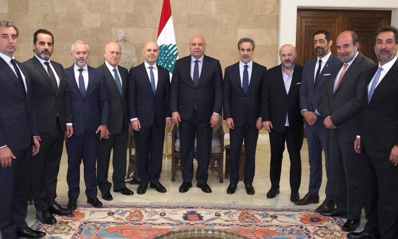 النواب الموقعون على اقتراح قانون تصويت المغتربين من بعبدا: لإعداد مشروع قانون معجّل وإحالته بمرسوم إلى مجلس النواب