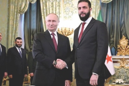 الشرع وبوتين يؤكدان على التعاون واحترام الاتفاقات الموقعة