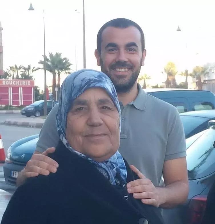 تحمل رسائل نارية مبطنة . الوجه الآخر لرسالة وجهها الزفزافي لوالدته بعد تدهور حالتها الصحية .