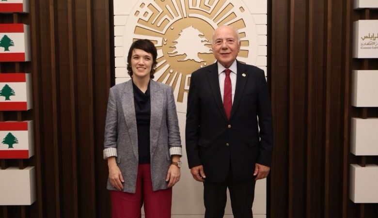 زيارة رسمية كندية إلى غرفة طرابلس الكبرى للإطلاع على إنجازات مشروع تمكين المرأة اقتصادياً